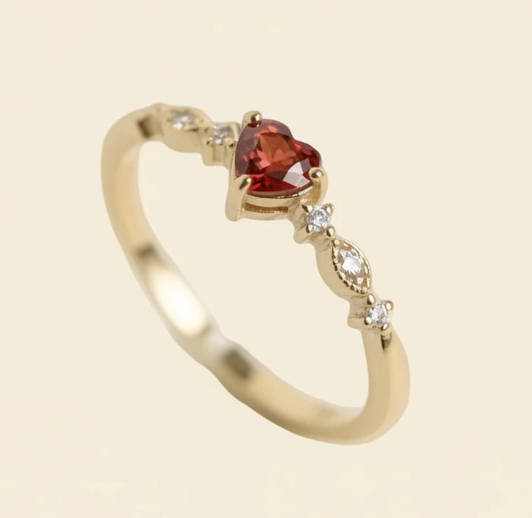 Amara Heart Ring